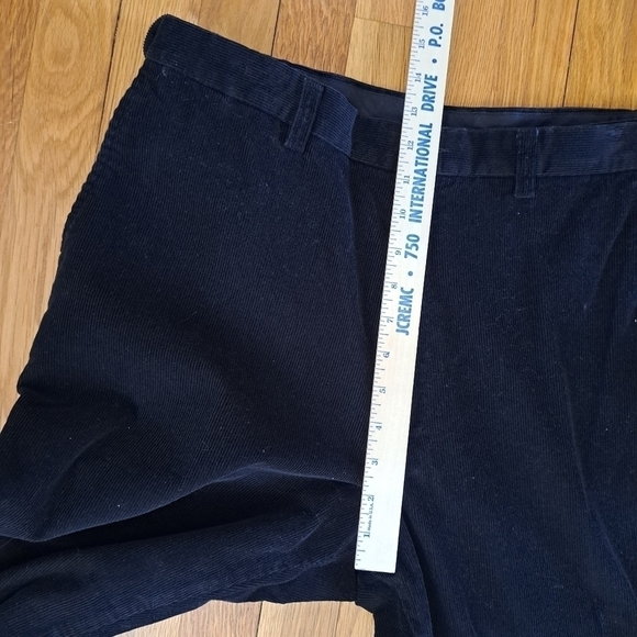 Haggar Men's Corduroy Pants Size 36x29 Black 4 Pockets Pleated Cotton Office - Picture 6 of 8